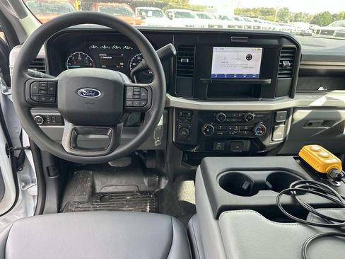 New 2025 Ford F450 XL w/ XL Chrome Package AWD/4WD image 11