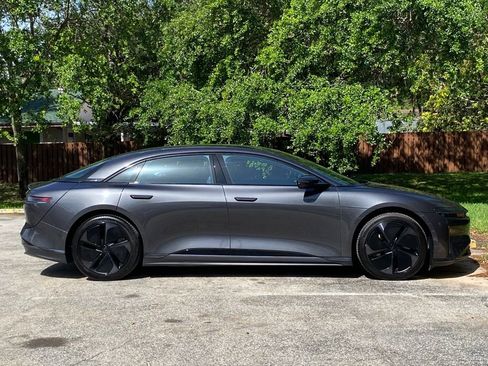 Used 2024 Lucid Air Pure RWD image 8