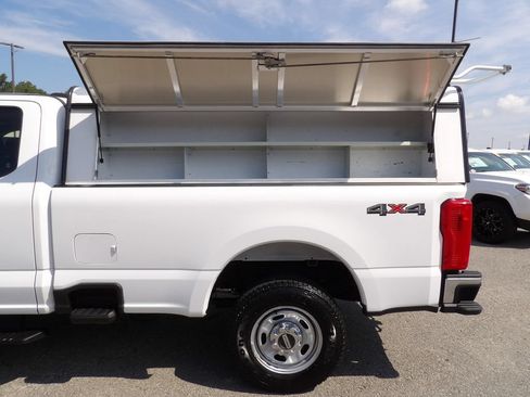 Used 2023 Ford F250 XL w/ XL Driver Assist Package AWD/4WD image 49