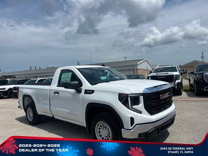 New 2026 GMC Sierra 1500 Pro w/ Pro Value Package