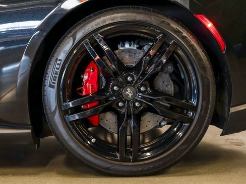 Used 2020 Ferrari Portofino RWD image 23