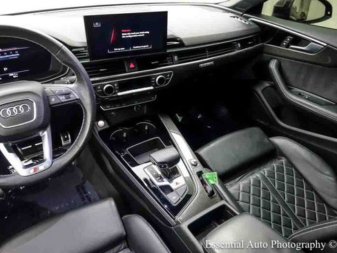 Used 2022 Audi S5 Premium Plus w/ Premium Plus Package AWD/4WD image 17