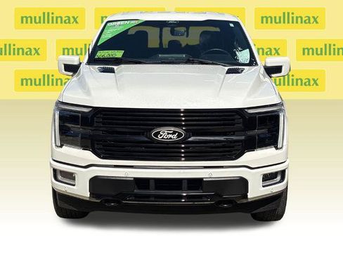 Certified 2025 Ford F150 Platinum w/ FX4 Off-Road Package AWD/4WD image 15