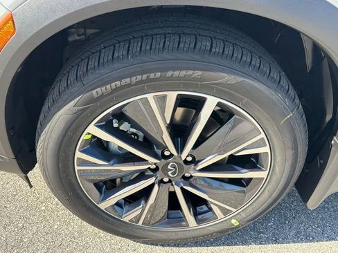 New 2026 INFINITI QX60 Luxe w/ Cargo Package image 9