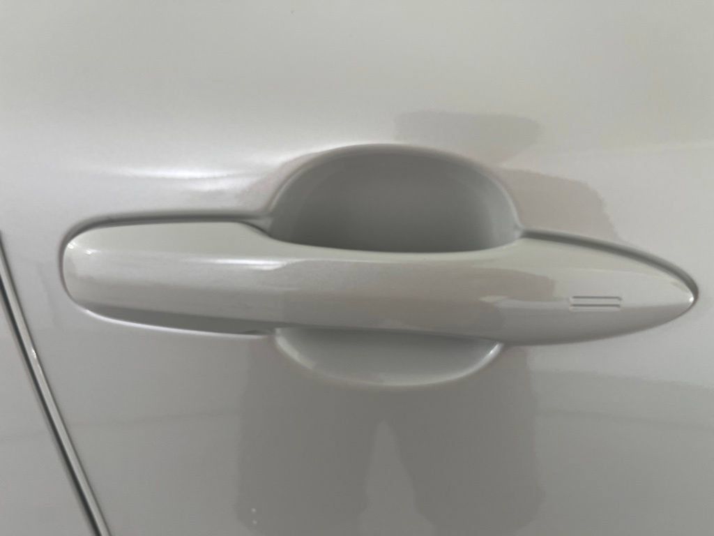 Used 2026 Toyota Corolla Cross LE AWD/4WD image 45