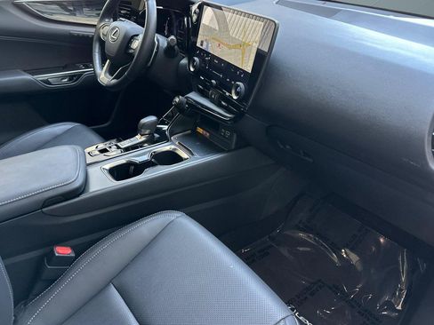 Certified 2025 Lexus NX 350h AWD w/ Premium Package image 32