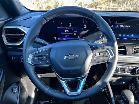 Certified 2024 Chevrolet TrailBlazer ACTIV w/ Convenience Package image 13