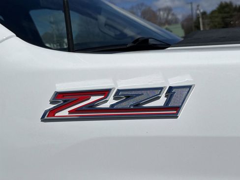 Used 2023 Chevrolet Silverado 2500 W/T w/ Z71 Off-Road Package AWD/4WD image 6