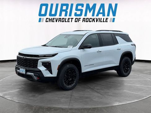 New 2026 Chevrolet Traverse Z71 w/ Driver Confidence Package AWD/4WD image 2