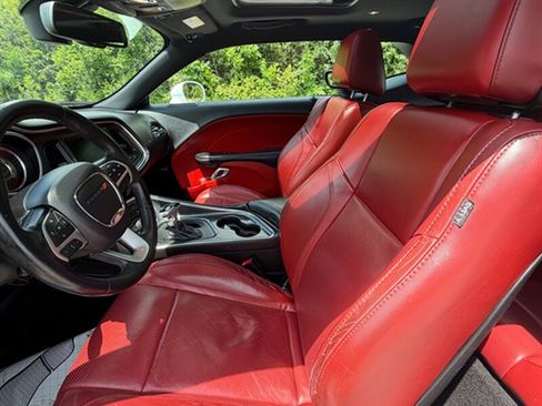 Used 2015 Dodge Challenger SXT Plus RWD image 13