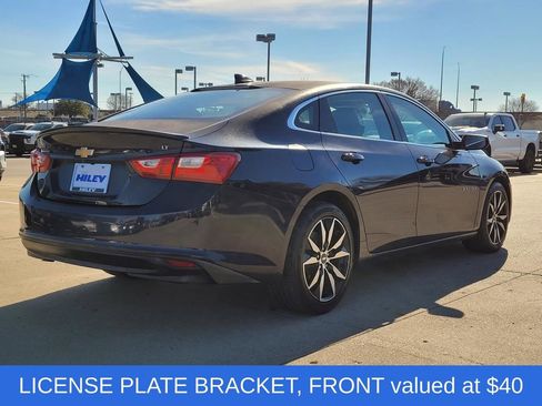 Used 2017 Chevrolet Malibu LT w/ Sport Package image 4