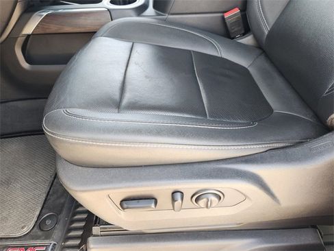 Used 2021 GMC Sierra 1500 SLT w/ SLT Convenience Package image 24