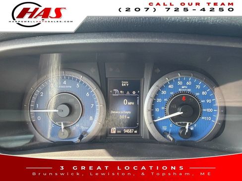Used 2018 Toyota Sienna L FWD image 17