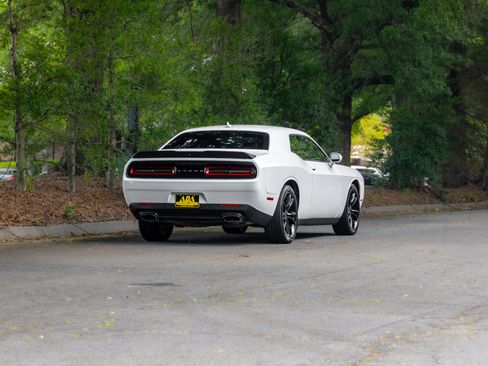 Used 2017 Dodge Challenger SXT Plus RWD image 41