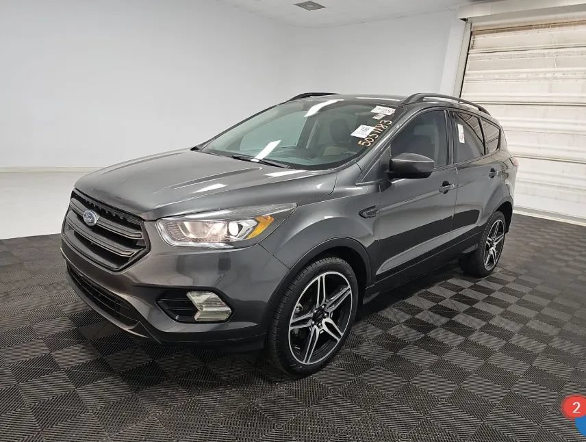 Used 2019 Ford Escape SEL FWD image 1