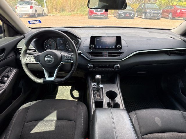 Certified 2022 Nissan Altima 2.5 S FWD image 13