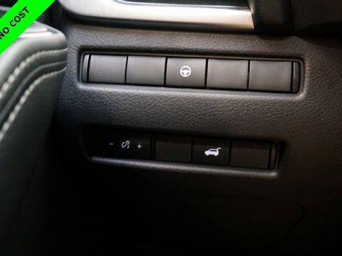 Used 2022 Nissan Rogue SV w/ SV Premium Package image 26