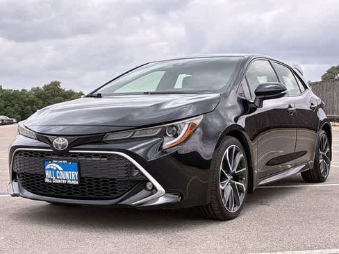 Used 2019 Toyota Corolla XSE FWD image 11