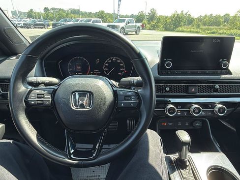 Used 2025 Honda Civic Sport image 26