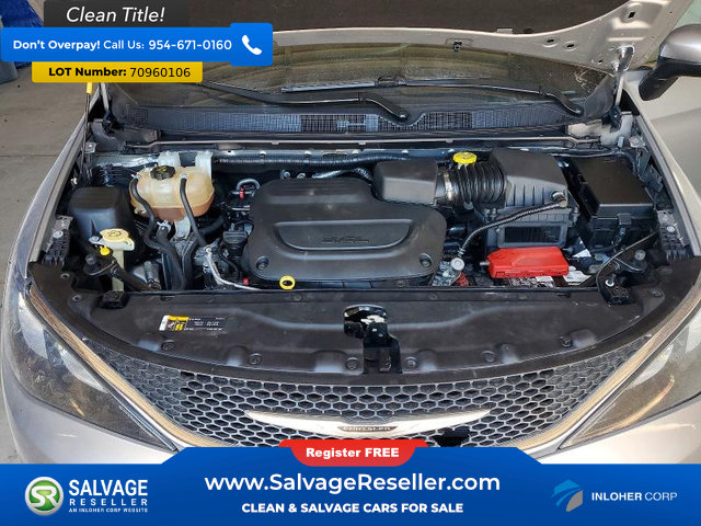 Used 2021 Chrysler Voyager Lxi FWD image 16