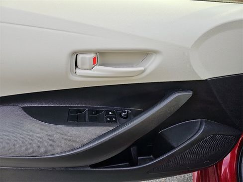 Used 2025 Toyota Corolla LE image 13