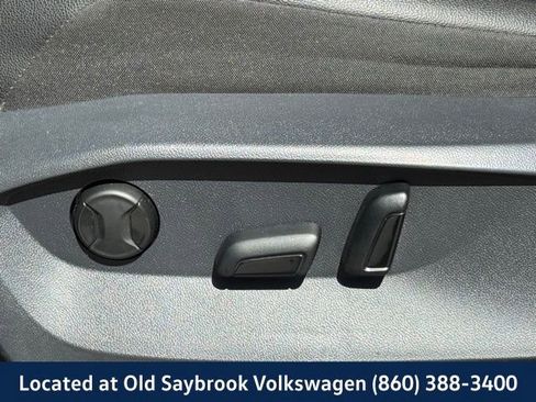 Certified 2022 Volkswagen Tiguan SE image 31