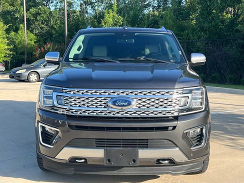 Used 2021 Ford Expedition Platinum AWD/4WD image 2