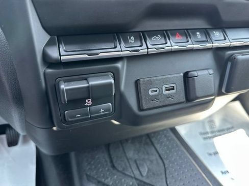 Used 2026 Chevrolet Silverado 2500 Custom w/ Custom Convenience Package AWD/4WD image 25