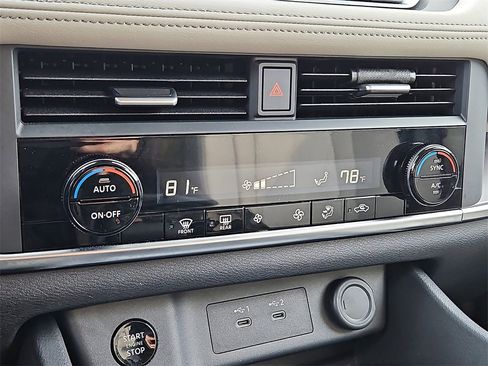 Certified 2024 Nissan Rogue SV image 15