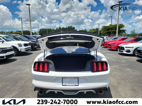 Used 2016 Ford Mustang GT Premium RWD image 28
