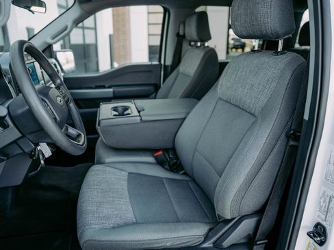 Used 2022 Ford F150 XLT w/ Trailer Tow Package image 14