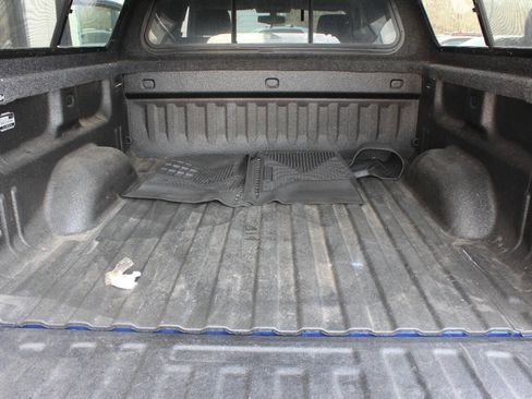 Used 2018 Chevrolet Silverado 1500 LT w/ All Star Edition image 16