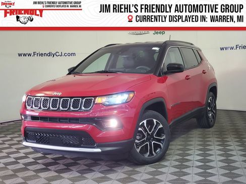 Used 2023 Jeep Compass Limited AWD/4WD image 1