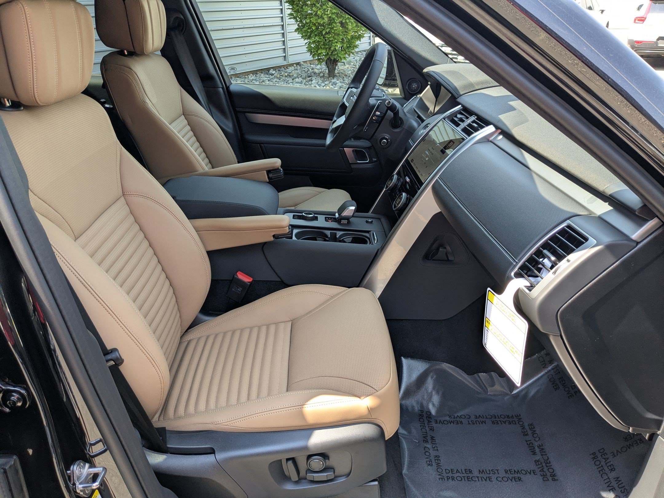 New 2026 Land Rover Discovery Limited Edition AWD/4WD image 34