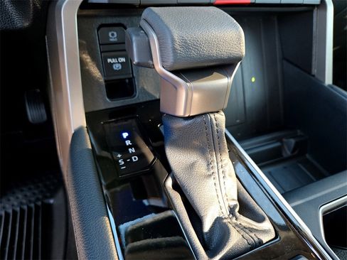 Used 2024 Toyota Tundra Limited image 21