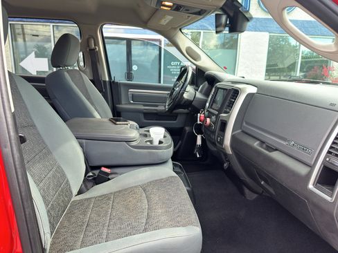Used 2019 RAM 1500 Big Horn AWD/4WD image 11