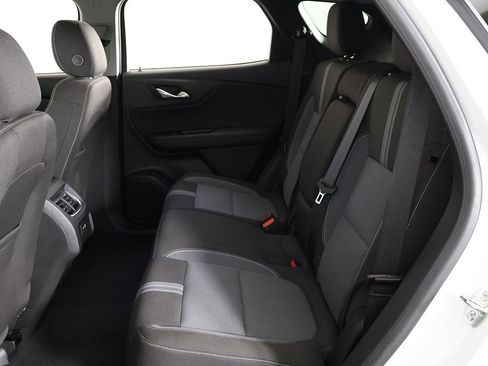 Used 2025 Chevrolet Blazer LT AWD/4WD image 31