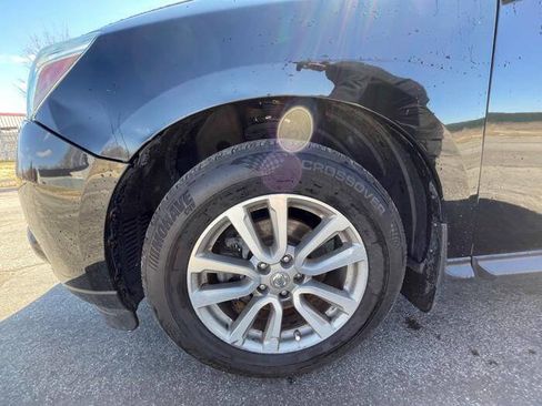 Used 2015 Nissan Pathfinder S image 11
