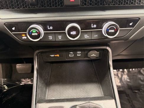 Certified 2024 Honda CR-V EX image 24
