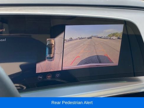 Certified 2024 Cadillac Lyriq Luxury AWD/4WD image 11