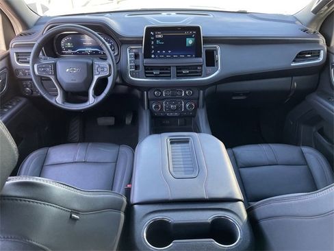 Used 2024 Chevrolet Suburban RST w/ Luxury Package image 10