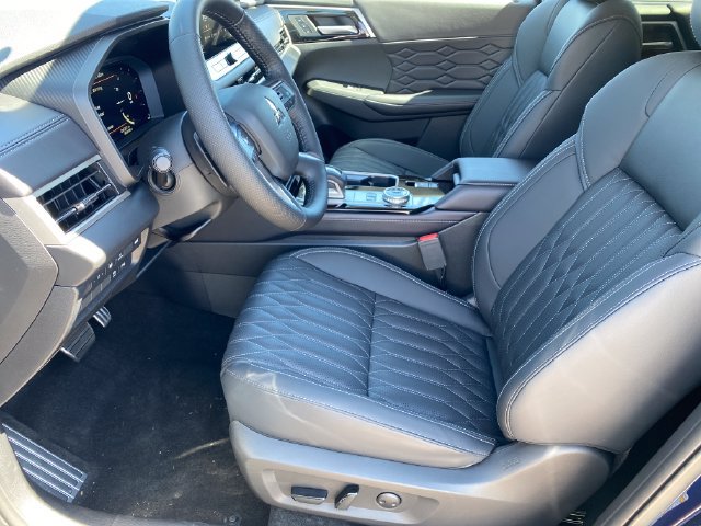 New 2026 Mitsubishi Outlander SEL AWD/4WD image 10