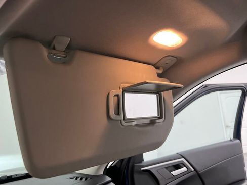 Used 2023 Mitsubishi Outlander SE image 71