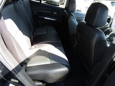 Used 2013 Ford Edge Sport w/ Driver Entry Pkg image 16