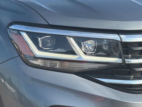 Used 2021 Volkswagen Atlas SEL AWD/4WD image 31
