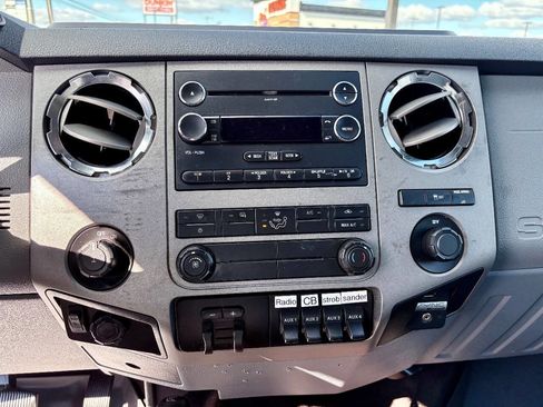 Used 2013 Ford F250 XLT w/ XLT Value Pkg image 15