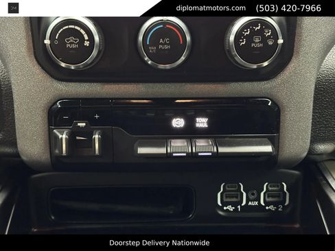 Used 2024 RAM 3500 Tradesman w/ Chrome Appearance Group AWD/4WD image 38