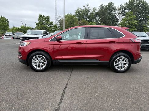 Used 2024 Ford Edge SEL w/ Convenience Package AWD/4WD image 2