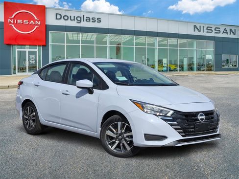 New 2025 Nissan Versa SV w/ Trunk Package image 1