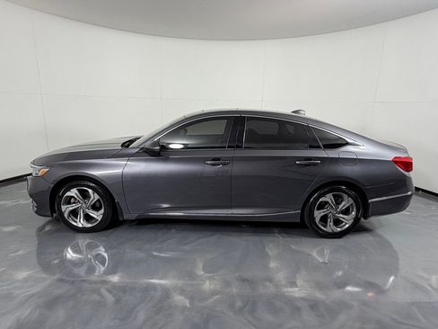 Used 2020 Honda Accord EX image 8